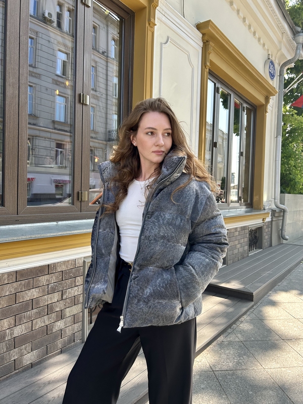 Куртка пуховик из каракульчи серая